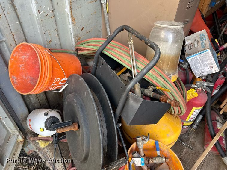 image for item EC4151 Shipping container