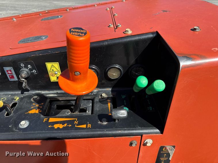 image for item ED4081 2007 Ditch witch 410SX cable plow