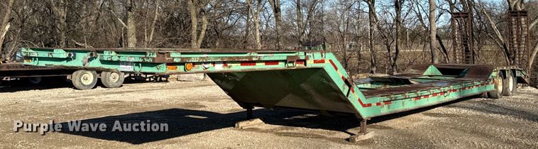 image for item ED4100 1987 Shop built drop deck equipment trailer