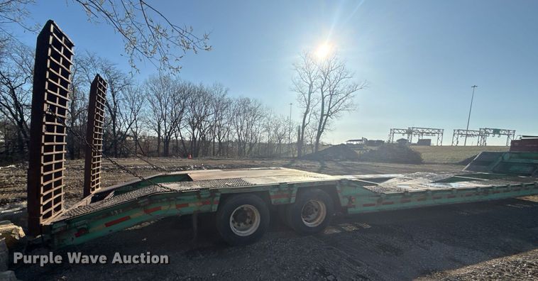 image for item ED4100 1987 Shop built drop deck equipment trailer