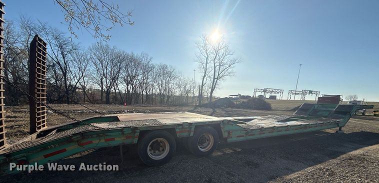 image for item ED4100 1987 Shop built drop deck equipment trailer