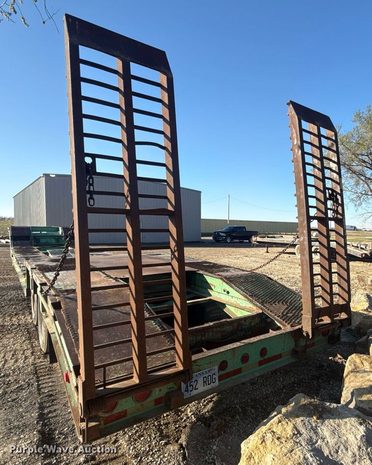 image for item ED4100 1987 Shop built drop deck equipment trailer