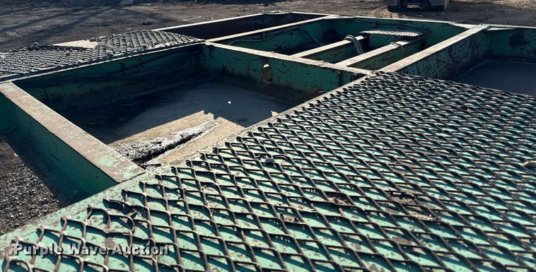 image for item ED4100 1987 Shop built drop deck equipment trailer