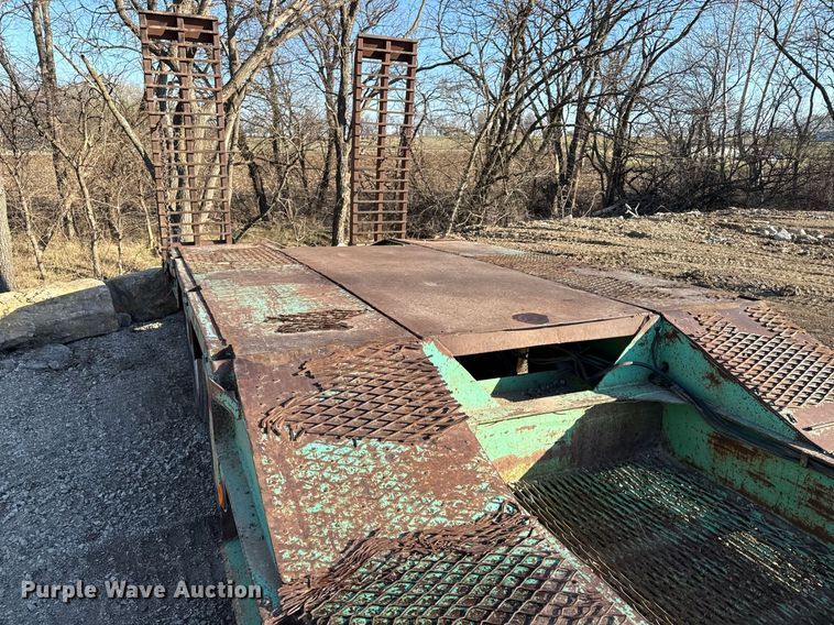 image for item ED4100 1987 Shop built drop deck equipment trailer