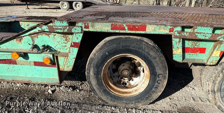 image for item ED4100 1987 Shop built drop deck equipment trailer