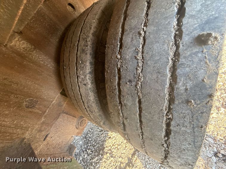 image for item ED4100 1987 Shop built drop deck equipment trailer