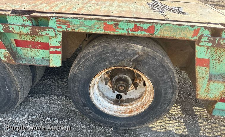 image for item ED4100 1987 Shop built drop deck equipment trailer