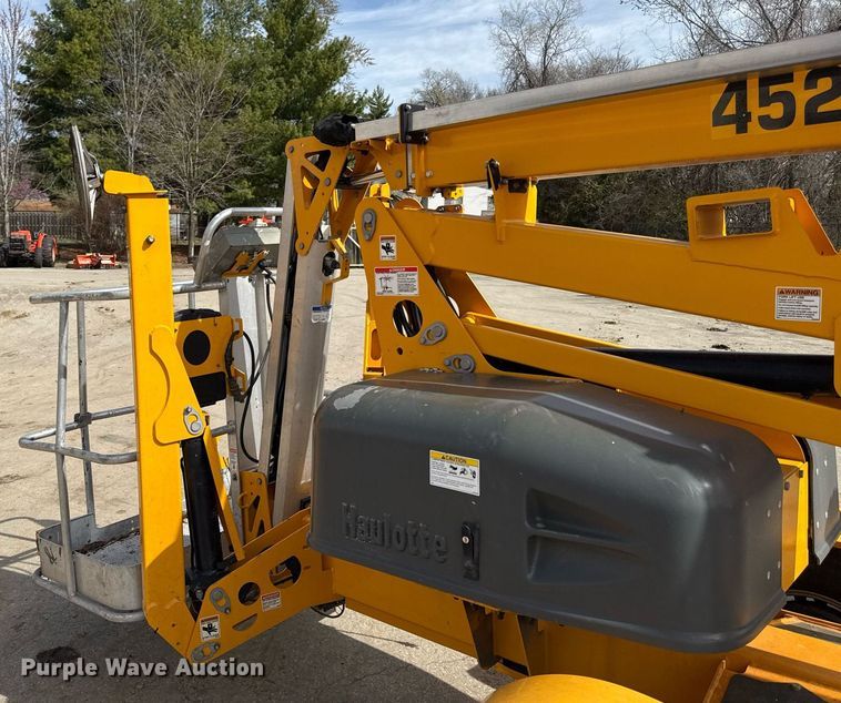 image for item ED4123 2022 Haulotte 4527A boom lift