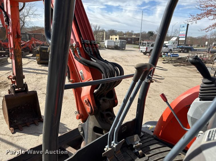 image for item ED4125 Kubota KX121-3 mini excavator