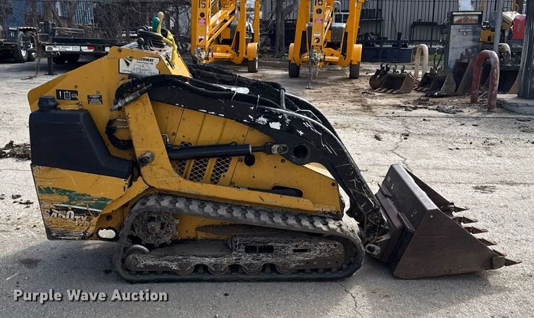 image for item ED4126 2015 Vermeer S450TX compact utility loader