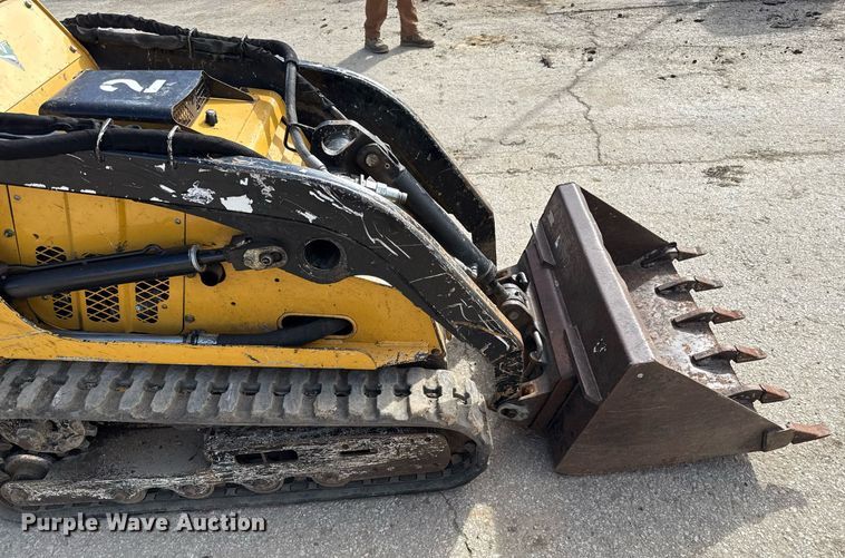 image for item ED4126 2015 Vermeer S450TX compact utility loader