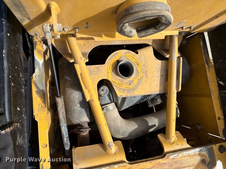 image for item ED4126 2015 Vermeer S450TX compact utility loader