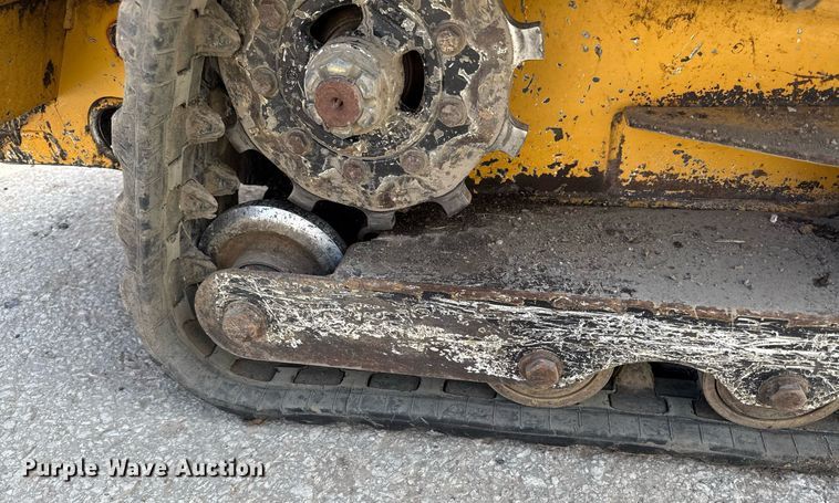 image for item ED4126 2015 Vermeer S450TX compact utility loader