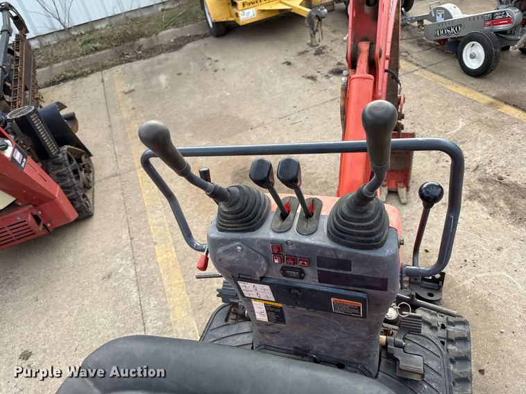 image for item ED4129 2015 Kubota KU08-3 mini excavator