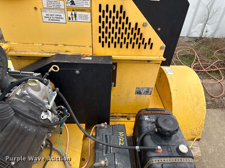 image for item ED4131 Power-Tek wood chipper