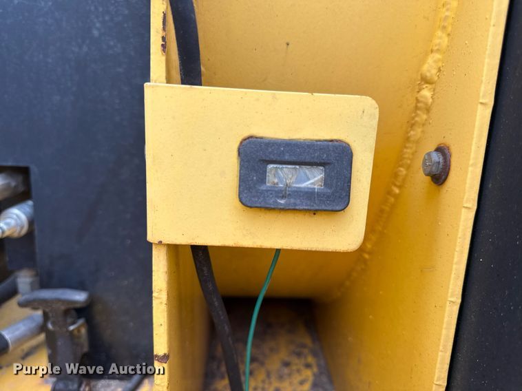 image for item ED4131 Power-Tek wood chipper