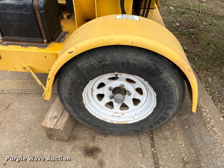 image for item ED4131 Power-Tek wood chipper