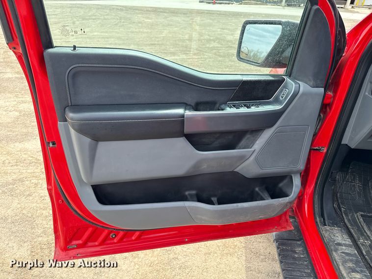 image for item ED4138 2021 Ford F150 SuperCrew pickup truck