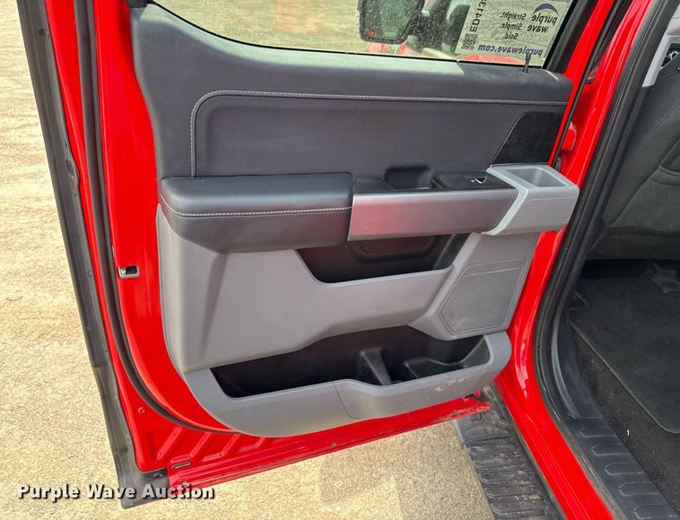 image for item ED4138 2021 Ford F150 SuperCrew pickup truck