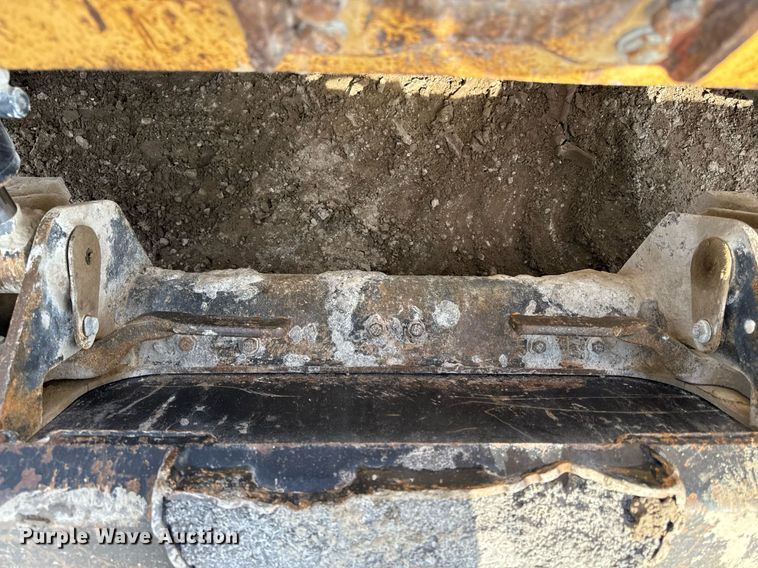 image for item ED4175 2002 Caterpillar 248 skid steer loader