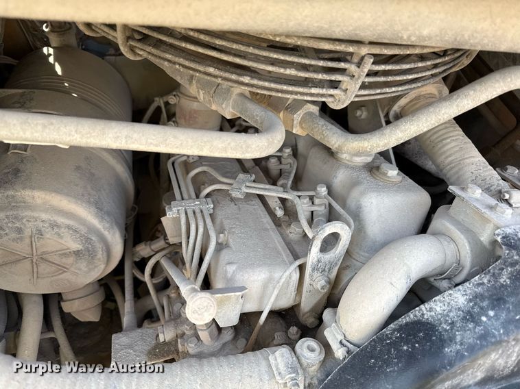 image for item ED4175 2002 Caterpillar 248 skid steer loader