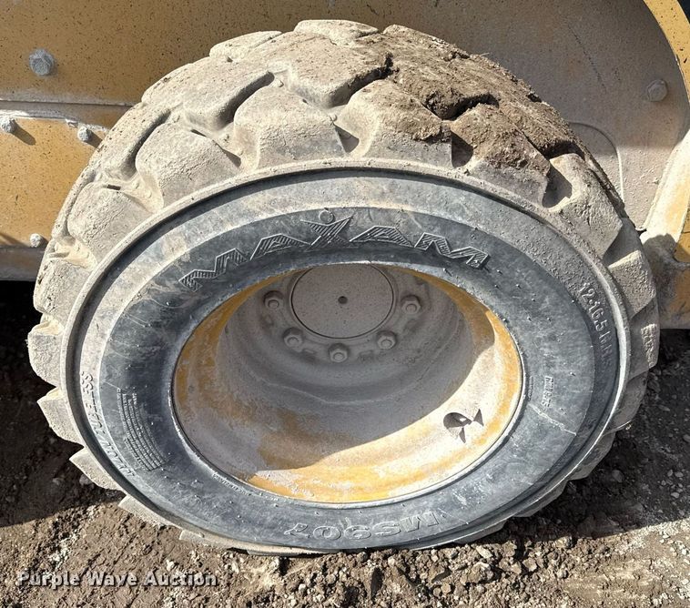 image for item ED4175 2002 Caterpillar 248 skid steer loader