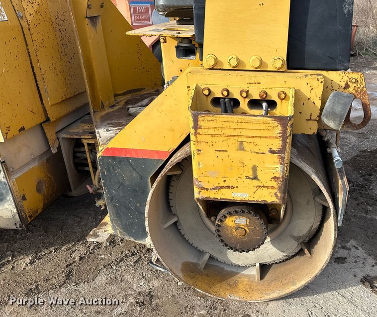 image for item ED4176 2000 Hypac C754A double drum vibratory roller