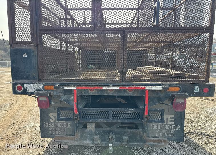 image for item ED4178 2000 Ford F750 Super Duty XL flatbed truck