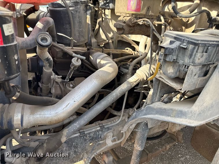 image for item ED4178 2000 Ford F750 Super Duty XL flatbed truck