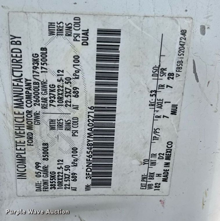 image for item ED4178 2000 Ford F750 Super Duty XL flatbed truck