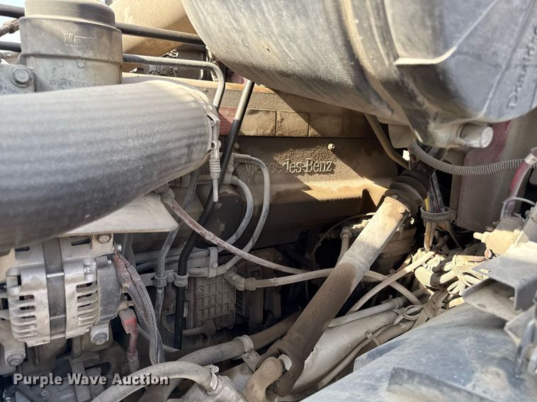 image for item ED4180 2004 Sterling LT9500 water truck