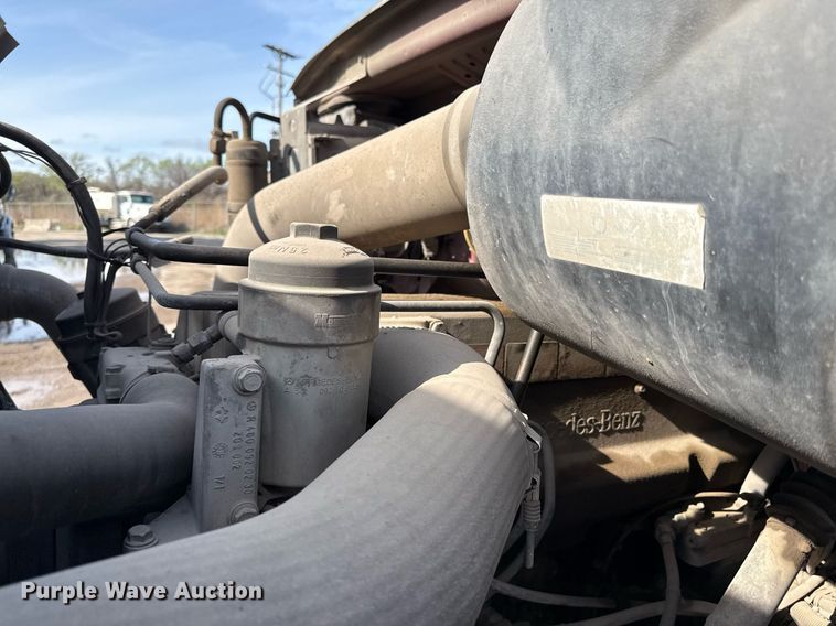 image for item ED4180 2004 Sterling LT9500 water truck