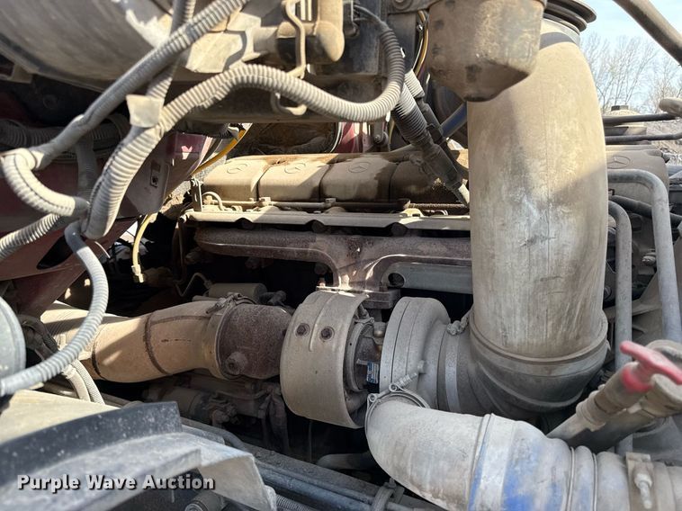 image for item ED4180 2004 Sterling LT9500 water truck