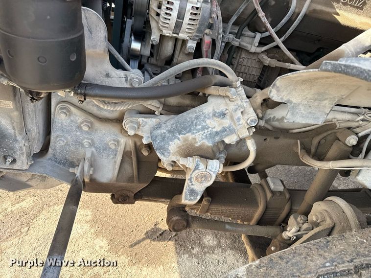 image for item ED4180 2004 Sterling LT9500 water truck