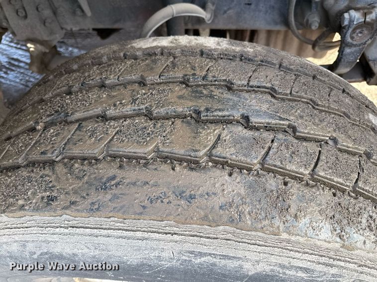 image for item ED4180 2004 Sterling LT9500 water truck