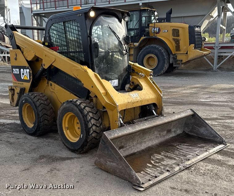 image for item ED4181 2017 Caterpillar 262D skid steer loader