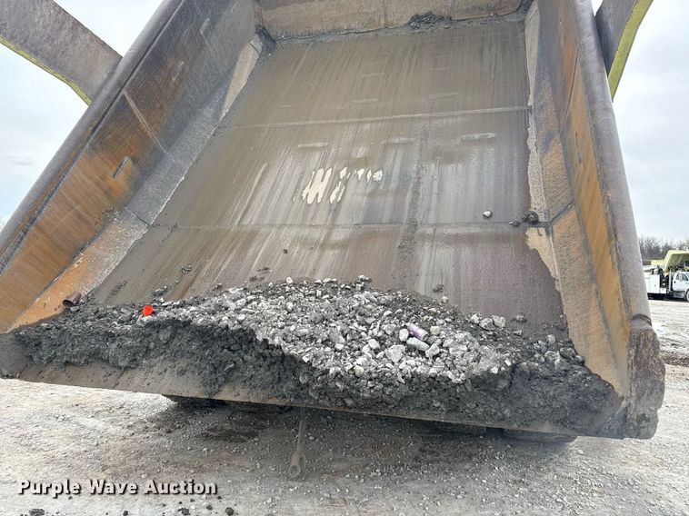 image for item ED4184 1997 Euclid R65 haul truck