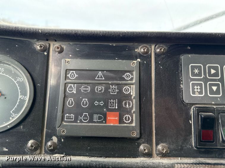 image for item ED4184 1997 Euclid R65 haul truck