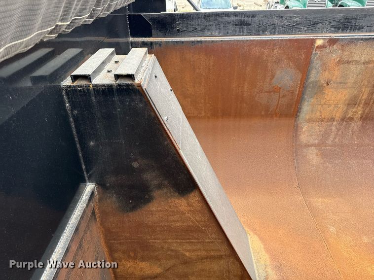 image for item ED5560 2019 Mack Anthem dump truck