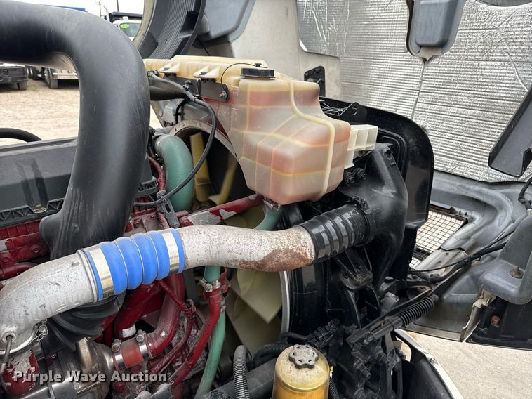 image for item ED5560 2019 Mack Anthem dump truck