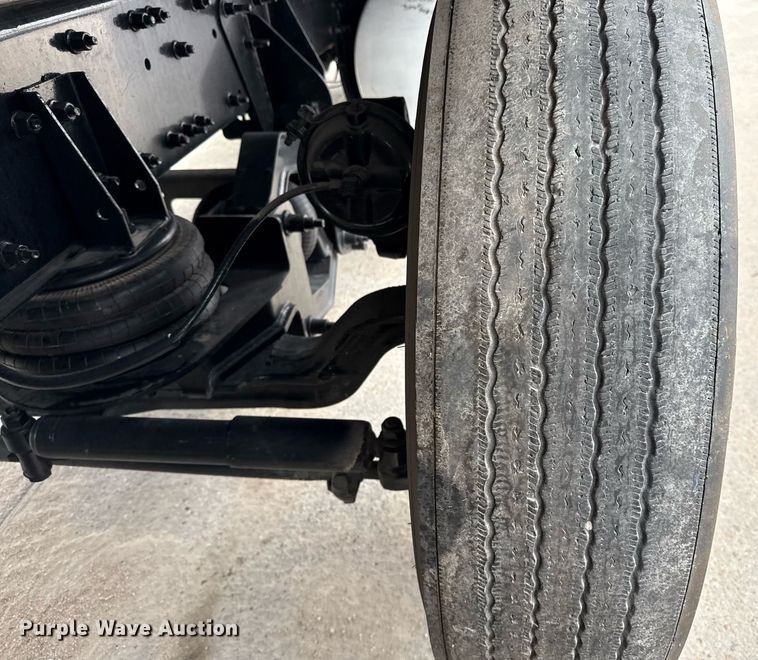 image for item ED5560 2019 Mack Anthem dump truck