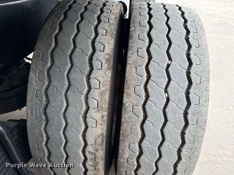 image for item ED5560 2019 Mack Anthem dump truck