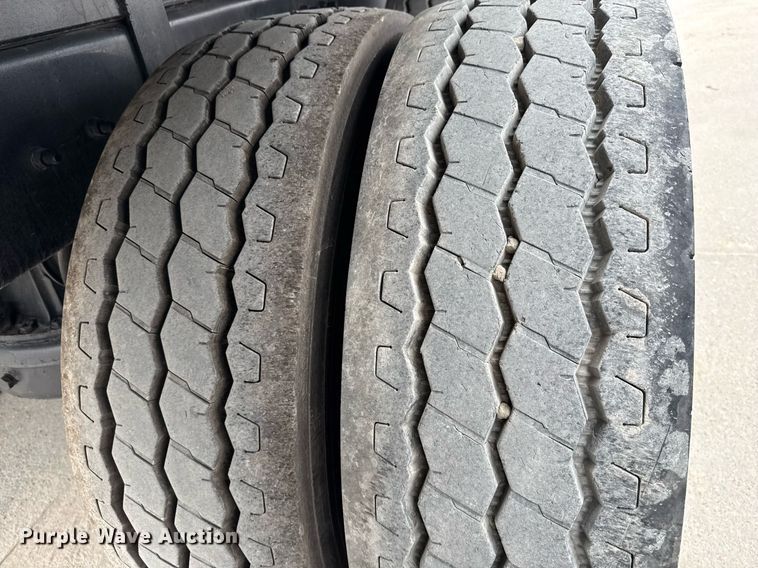 image for item ED5560 2019 Mack Anthem dump truck