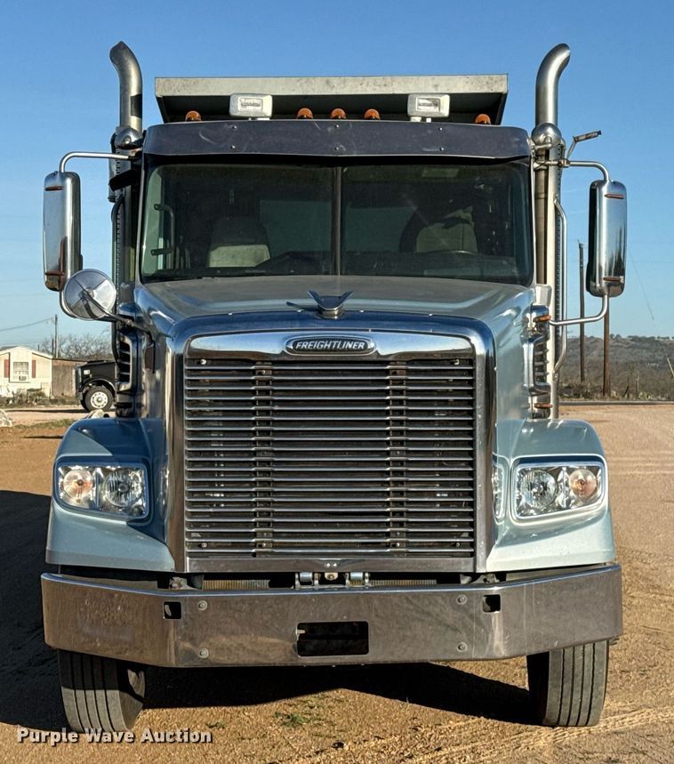 image for item ED5565 2013 Freightliner Coronado dump truck