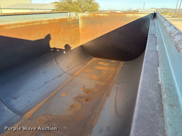 image for item ED5565 2013 Freightliner Coronado dump truck