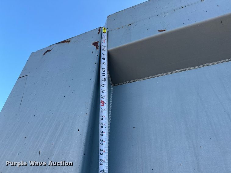 image for item ED5565 2013 Freightliner Coronado dump truck