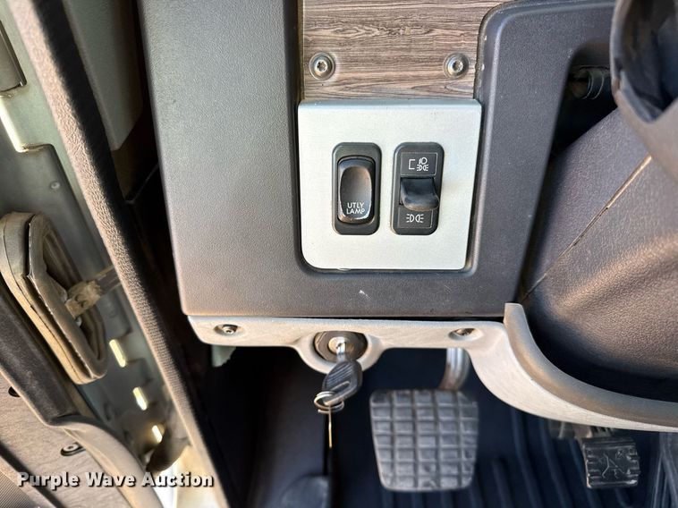 image for item ED5565 2013 Freightliner Coronado dump truck