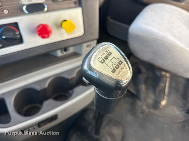 image for item ED5565 2013 Freightliner Coronado dump truck