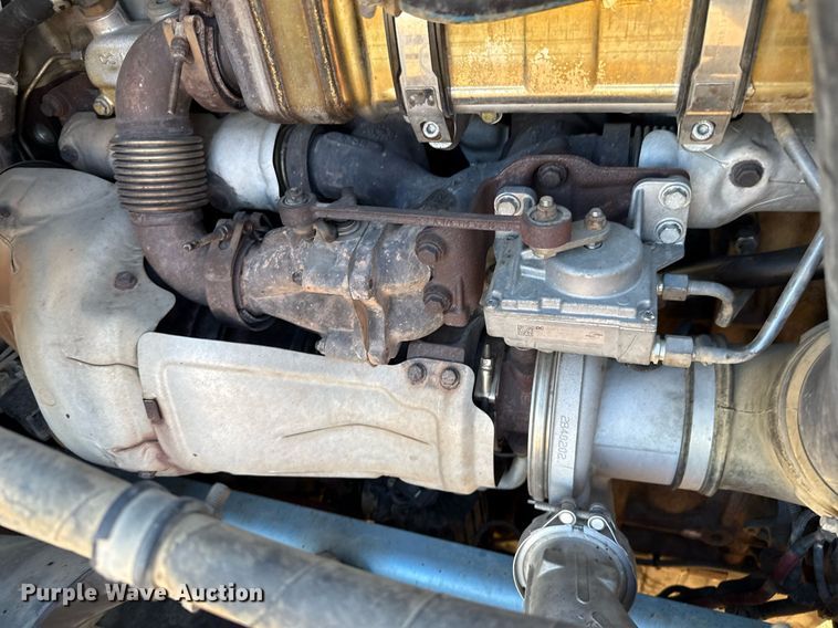 image for item ED5565 2013 Freightliner Coronado dump truck