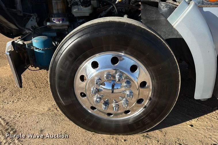 image for item ED5565 2013 Freightliner Coronado dump truck